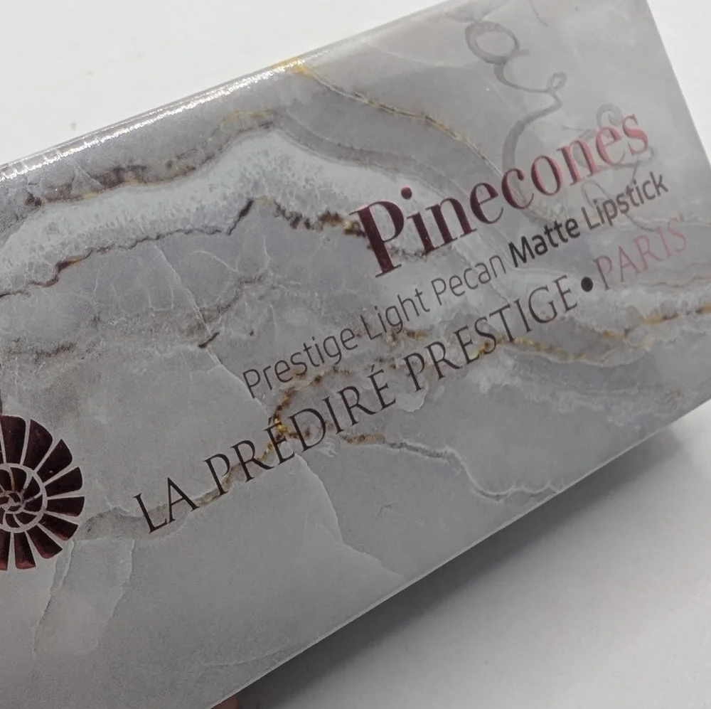 La‎ Prediré Prestige Light Pecan Matte Lipstick #8 Pinecones
